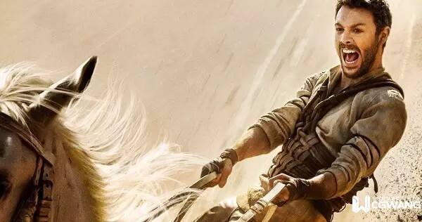 宾虚》 (Ben-Hur) 出品:派拉蒙影业 类型:冒险/剧情/历史 导演:提莫贝克曼贝托夫 主演:杰克休斯顿、托比凯贝尔、摩根弗里曼 北美首映:8月12日 《宾虚》改编自卢华莱士在19世纪创作的同名小说,原著被美国读者认为是19世纪最具影响力的基督教书籍,几次拍成电影都获得成功,其中米高梅制作的1959年版《宾虚》还是影史最成功的电影之一。但近年的历史冒险大片多数遭遇口碑票房皆败,比如雷德利斯科特执导的《法老与众神》与近年上映的《神战:权力之眼》等,最终都是血本无归。 这部重制版《宾虚》由俄罗